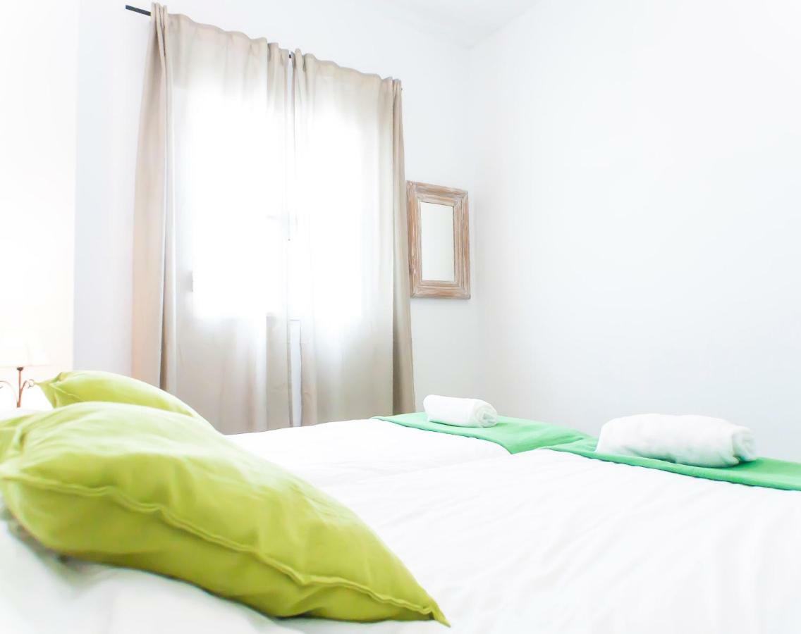 Archeros Suite Seville Exterior photo