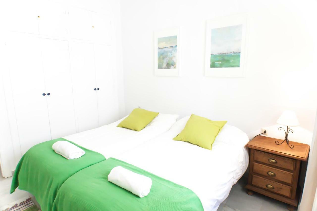 Archeros Suite Seville Exterior photo